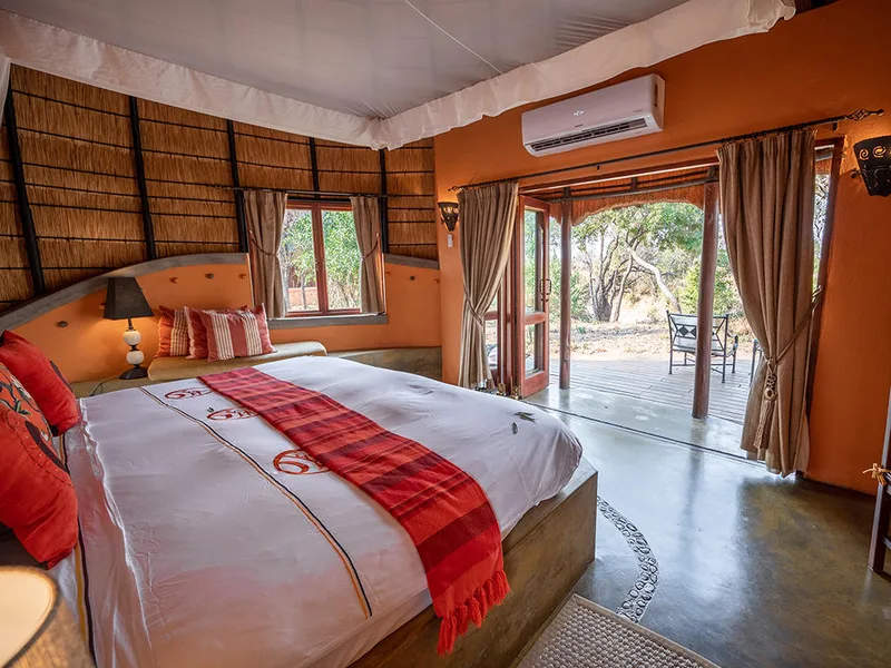 5 Night Hoyo Hoyo Safari Lodge