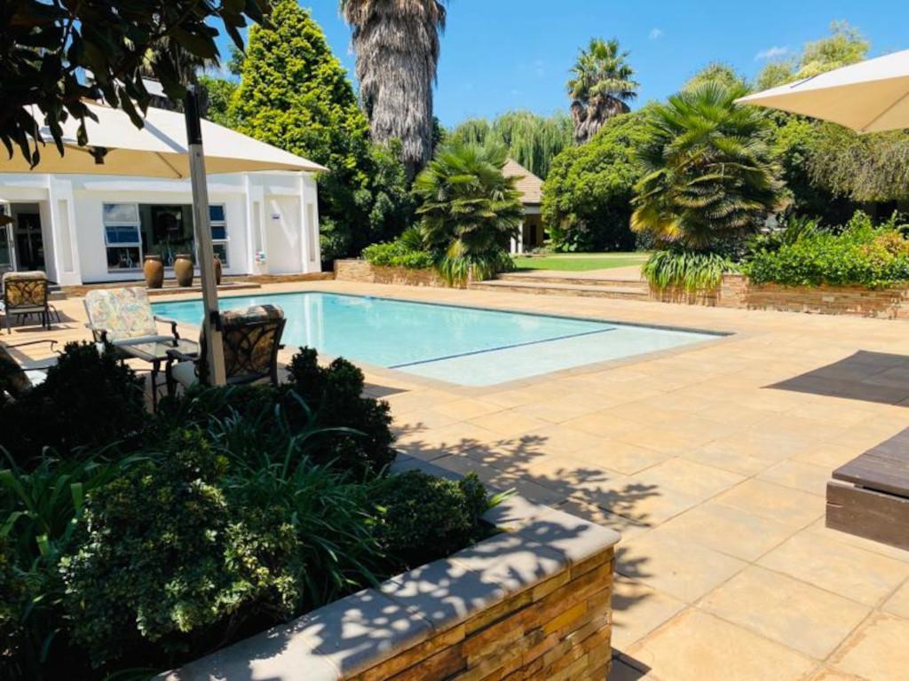 14 Night Kruger, Vic Falls and Cape Town Tour