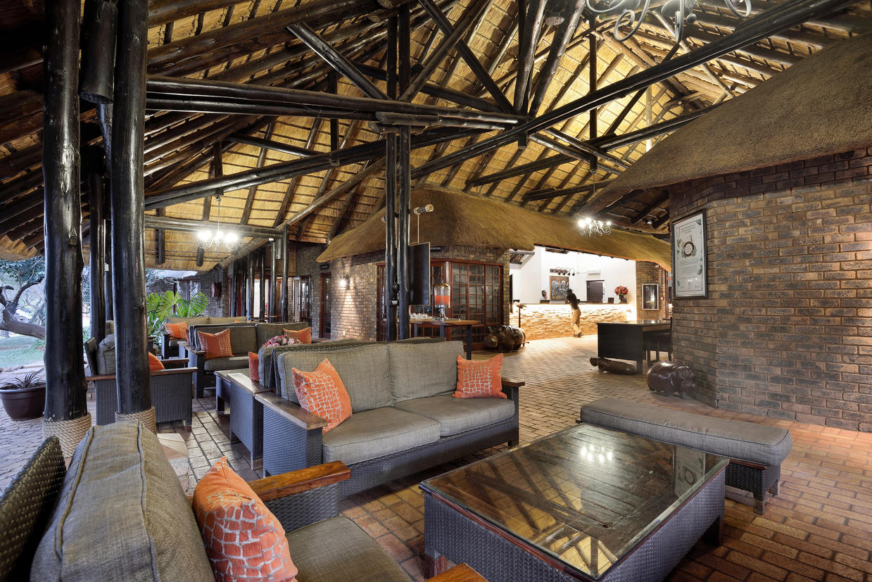 Reception/Lounge