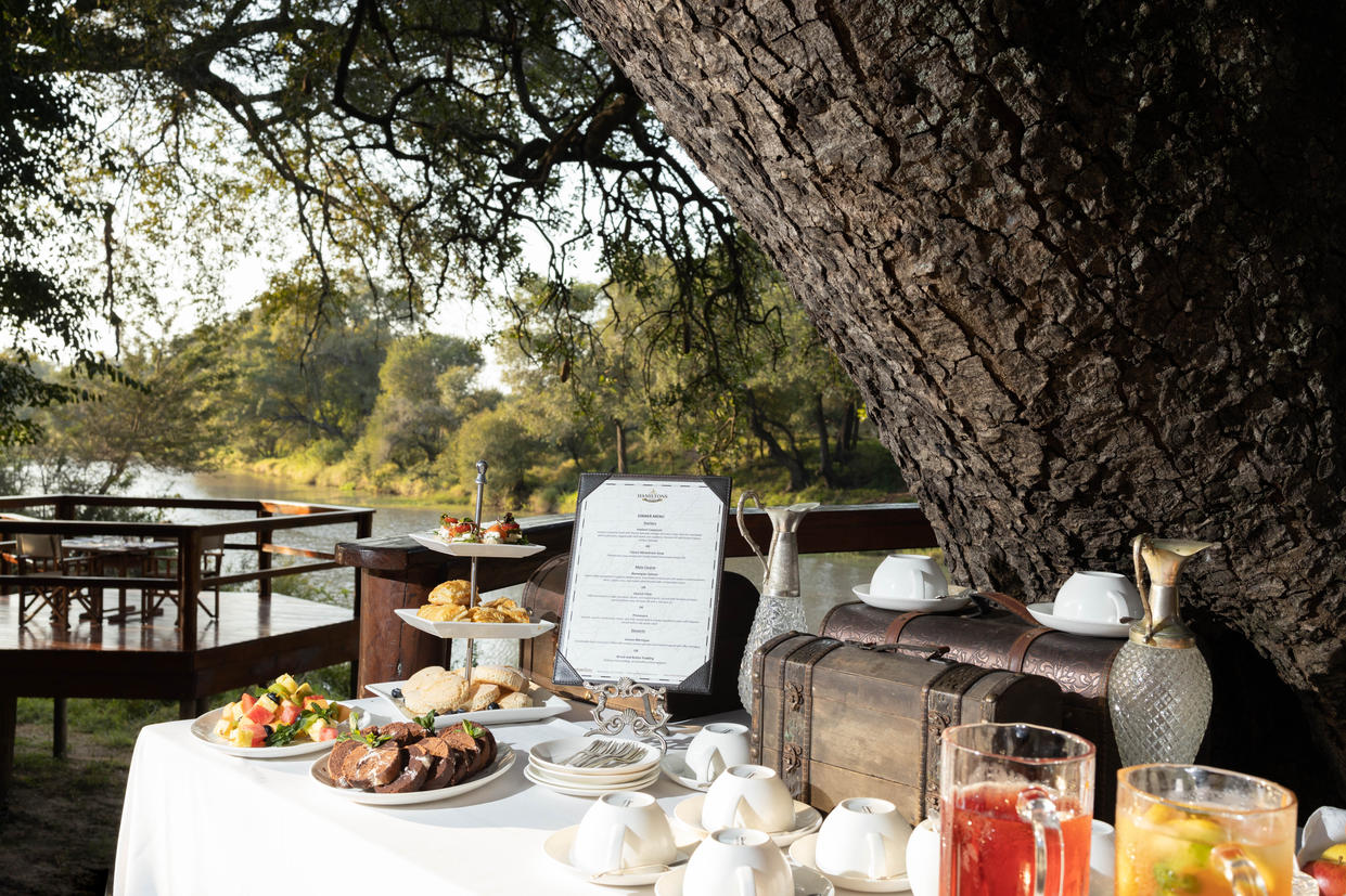 Hamiltons Tented Camp - Buffet