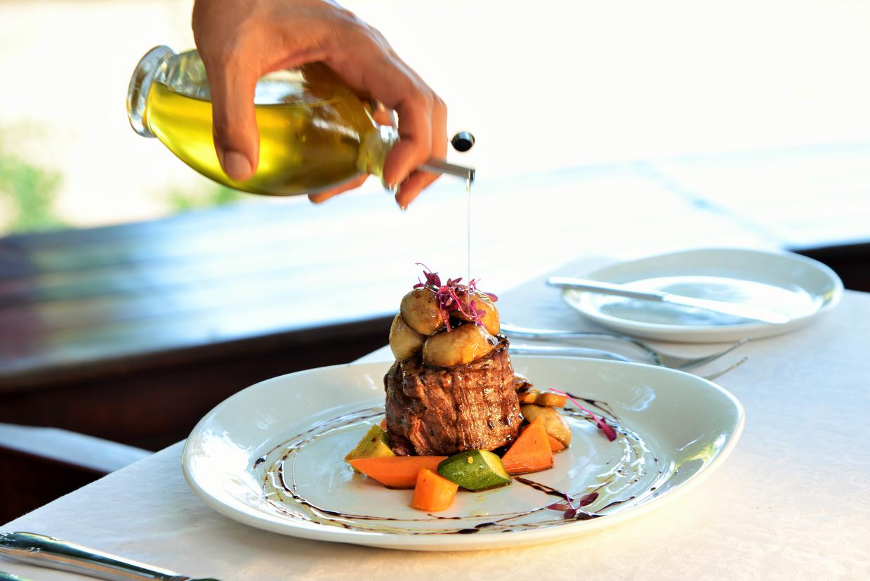 Imbali Safari Lodge - Dining