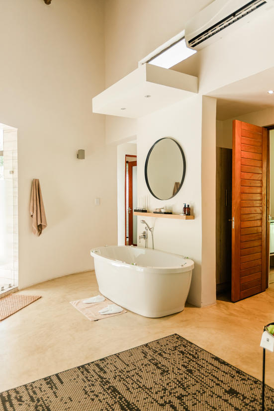 Moditlo River Lodge room
